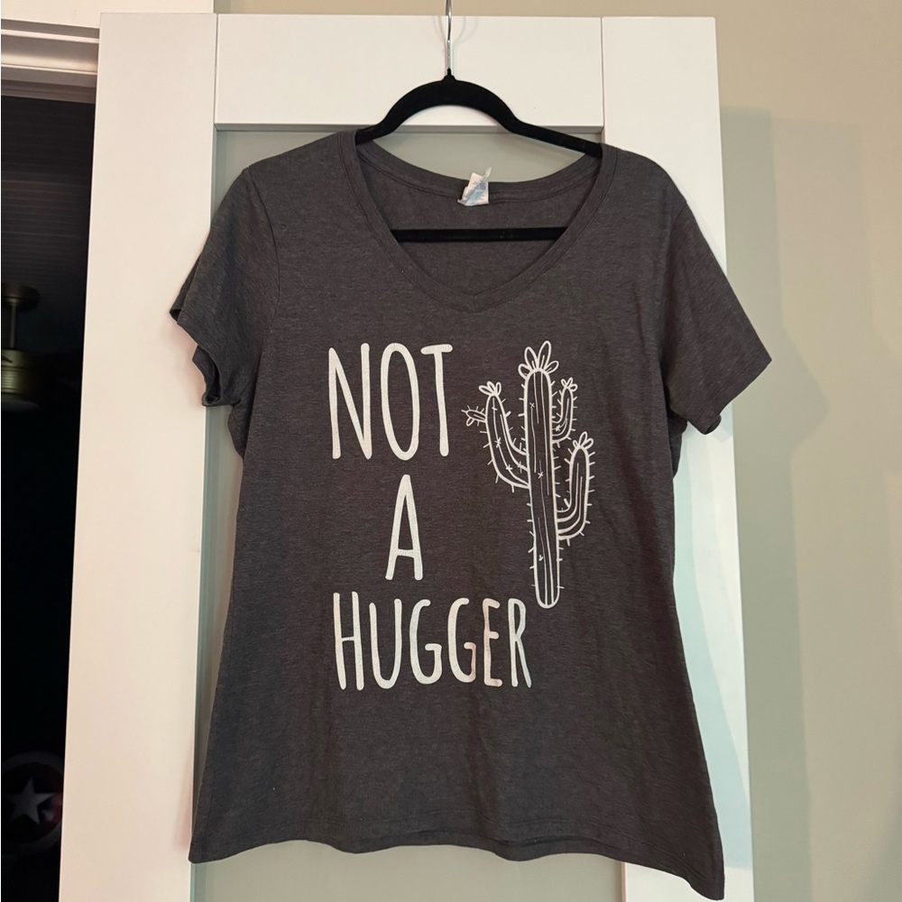 Gray V-Neck NOT A HUGGER T-Shirt with Cactus Print - Picture 3 of 10